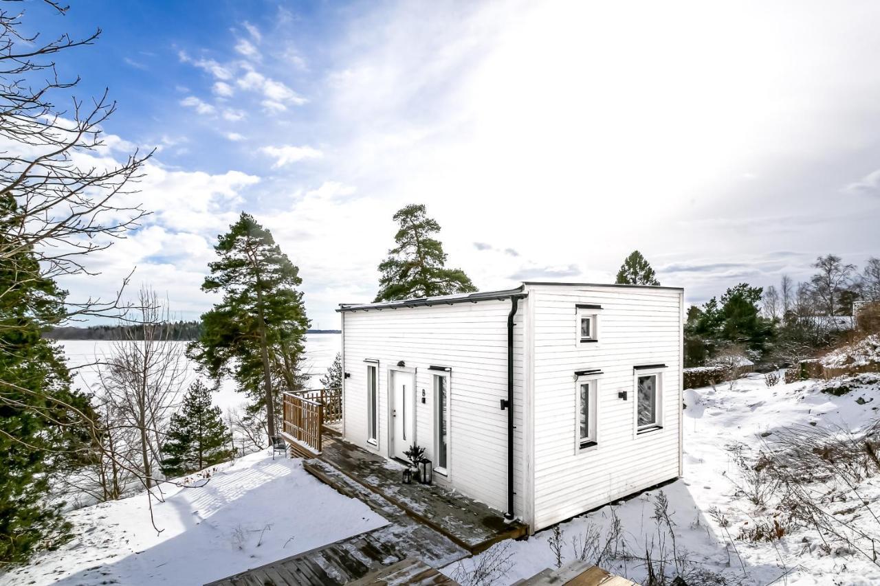 Relaxing Lake Oasis With Jacuzzi - Amazing View & Private Pier Stockholm Buitenkant foto